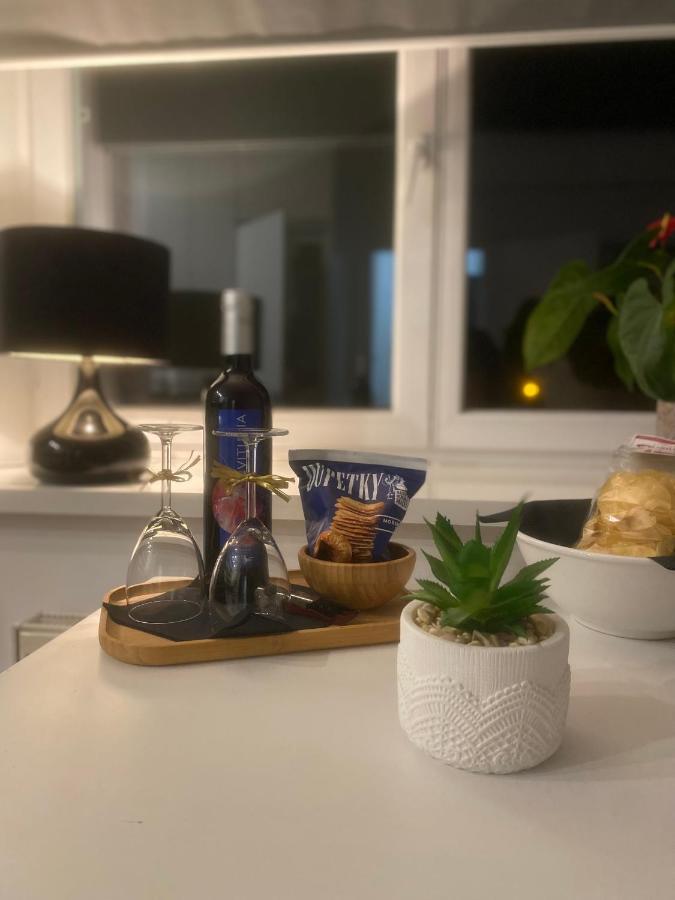 2+kk, 50 M2 V Klidne Lokalite. 10 Min Od Centra Prahy. Apartmán Praha